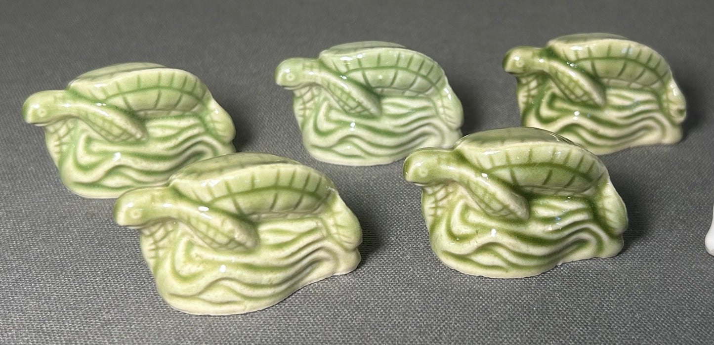Vintage Lot of 14 1998-2002 English Wade Porcelain North American Endangered Animals Whimsies