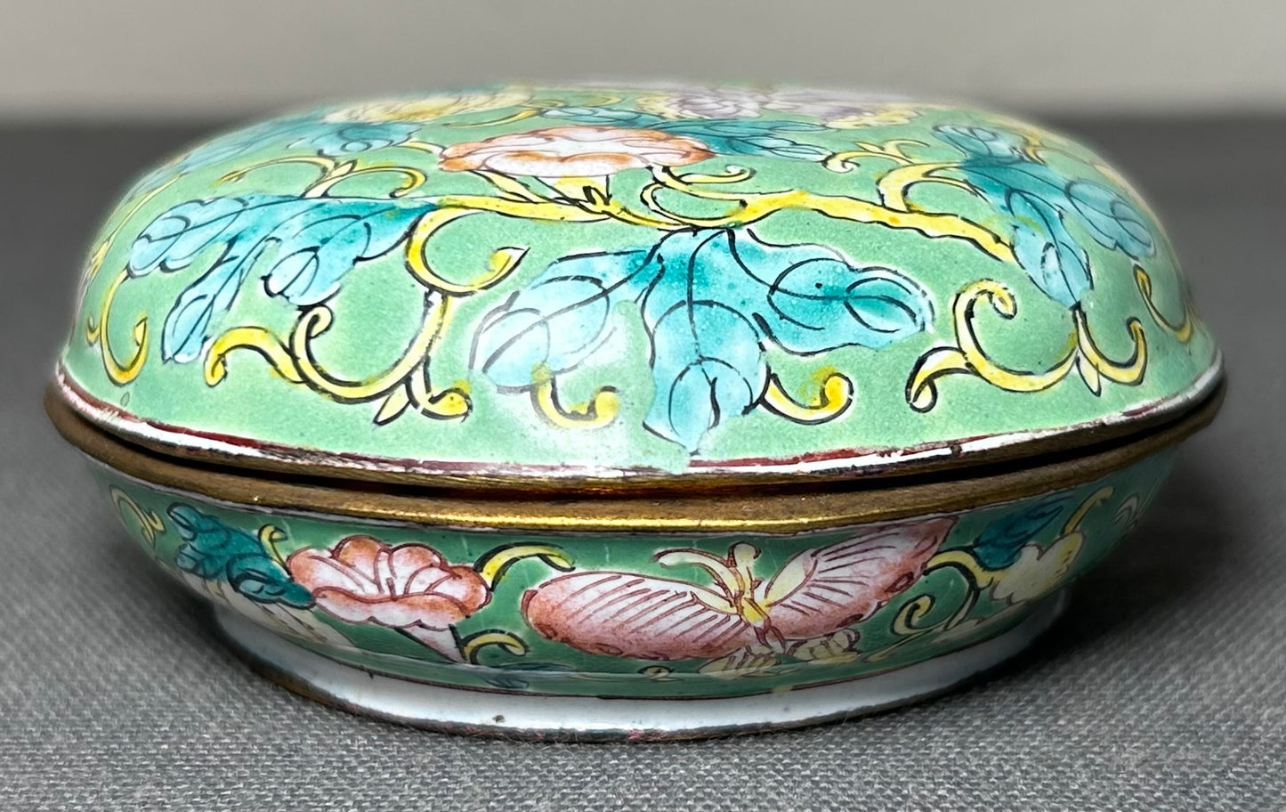 Vintage 1986 Knights of Sparta Chinese-Style Cloisonne on Brass Butterfly/Floral Motifs Round Trinket Box Mardi Gras Krewe Favor
