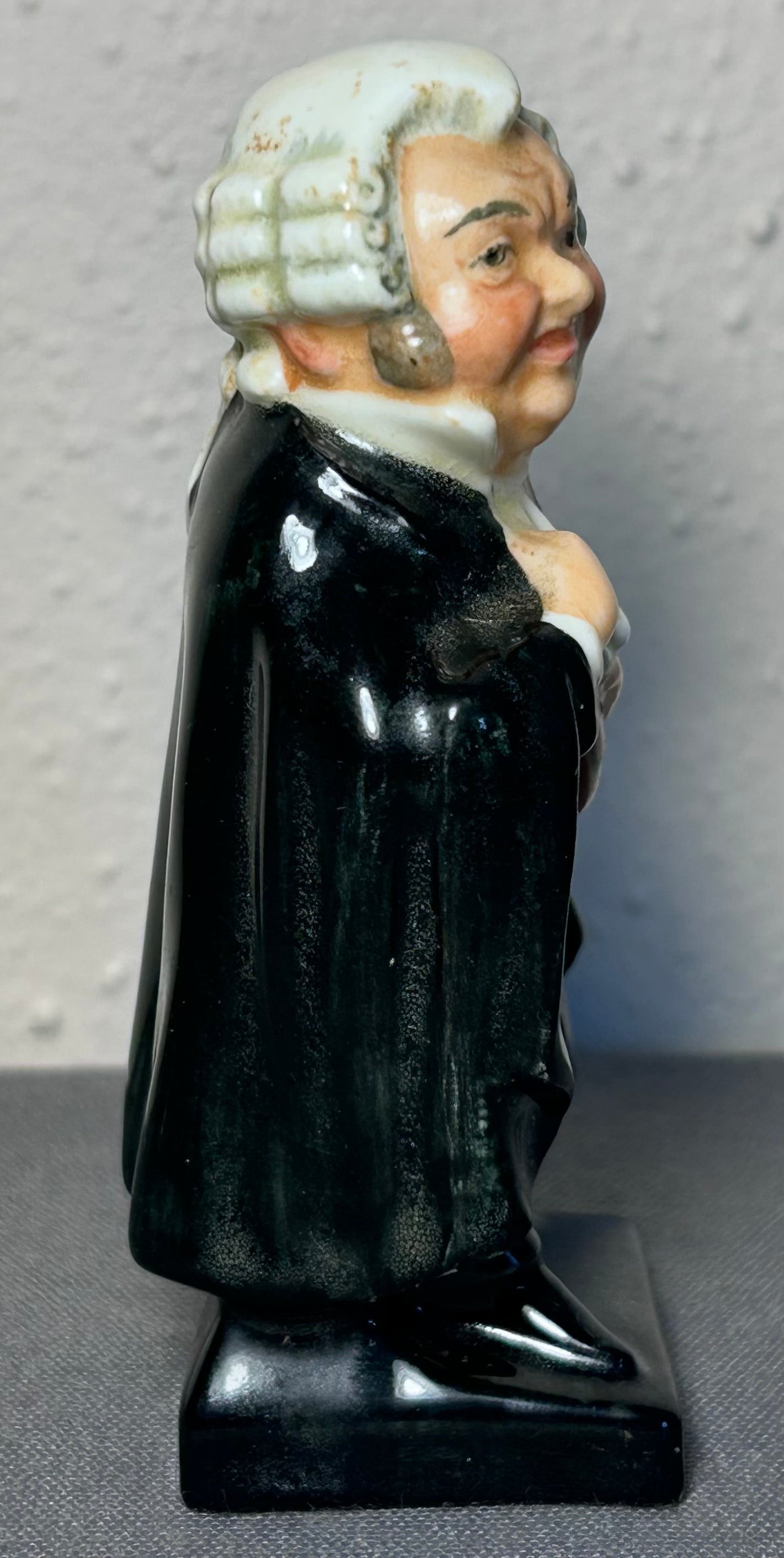 Late 19th Century English Royal Doulton Porcelain Serjeant Buzfuz Figurine