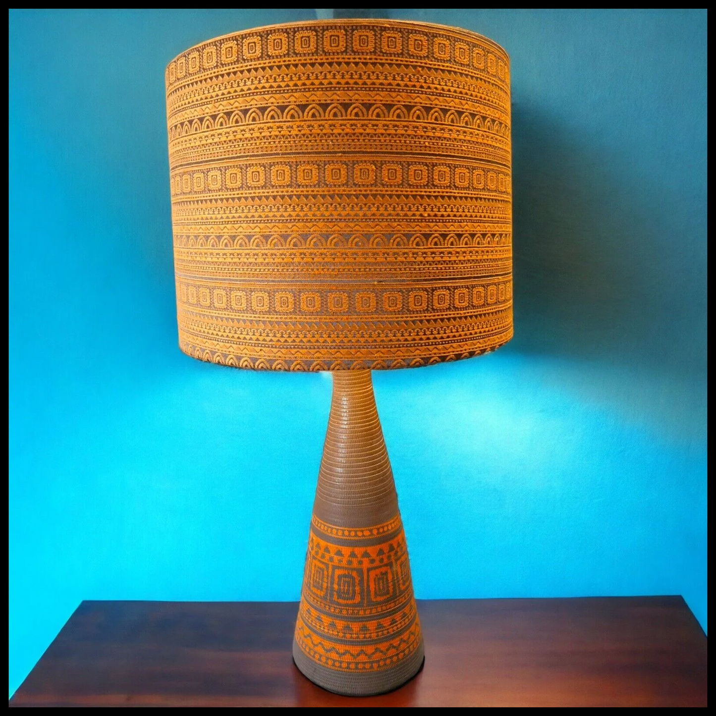 Vintage 1960’s Italian Mid Century Modern Bitossi Pottery Orange/Brown Native American Style Lamp