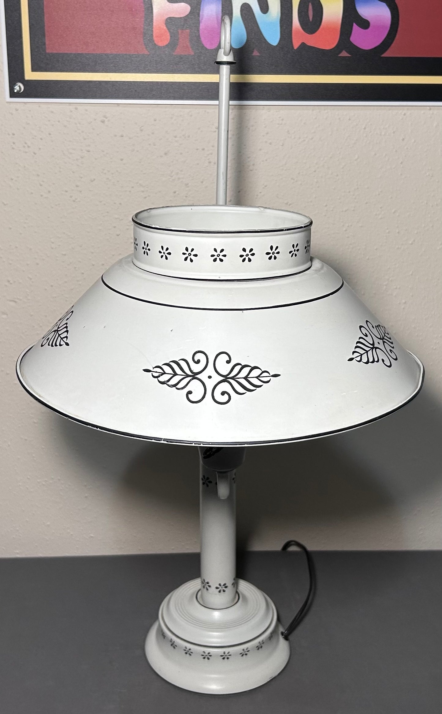 Vintage Mid 20th Century American Country Style White/Black Toleware Metal Student Desk Lamp
