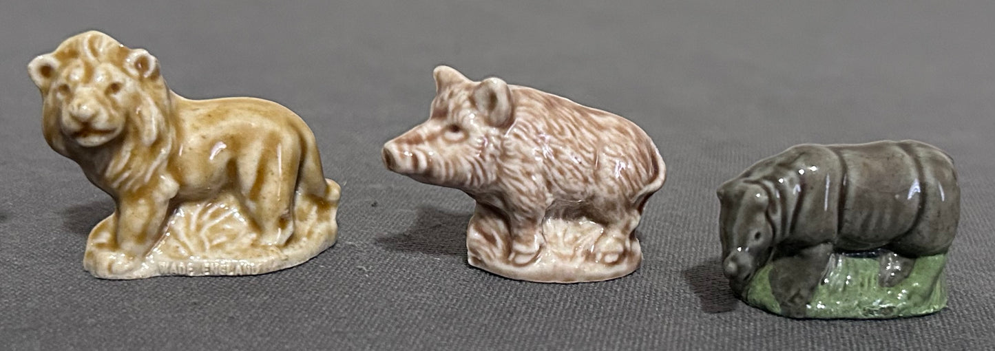 Lot of 6 Vintage 1982-1985 English Wade Porcelain Animals Series Whimsies