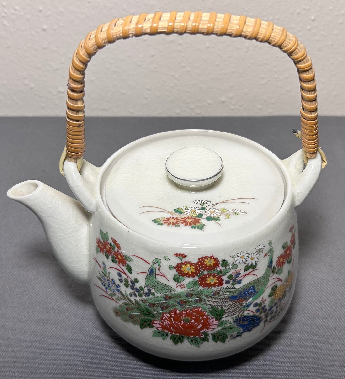 Vintage 1970’s Japanese Kutani Porcelain Peacock/Floral Motifs Six-Piece Teapot and Teacups Set