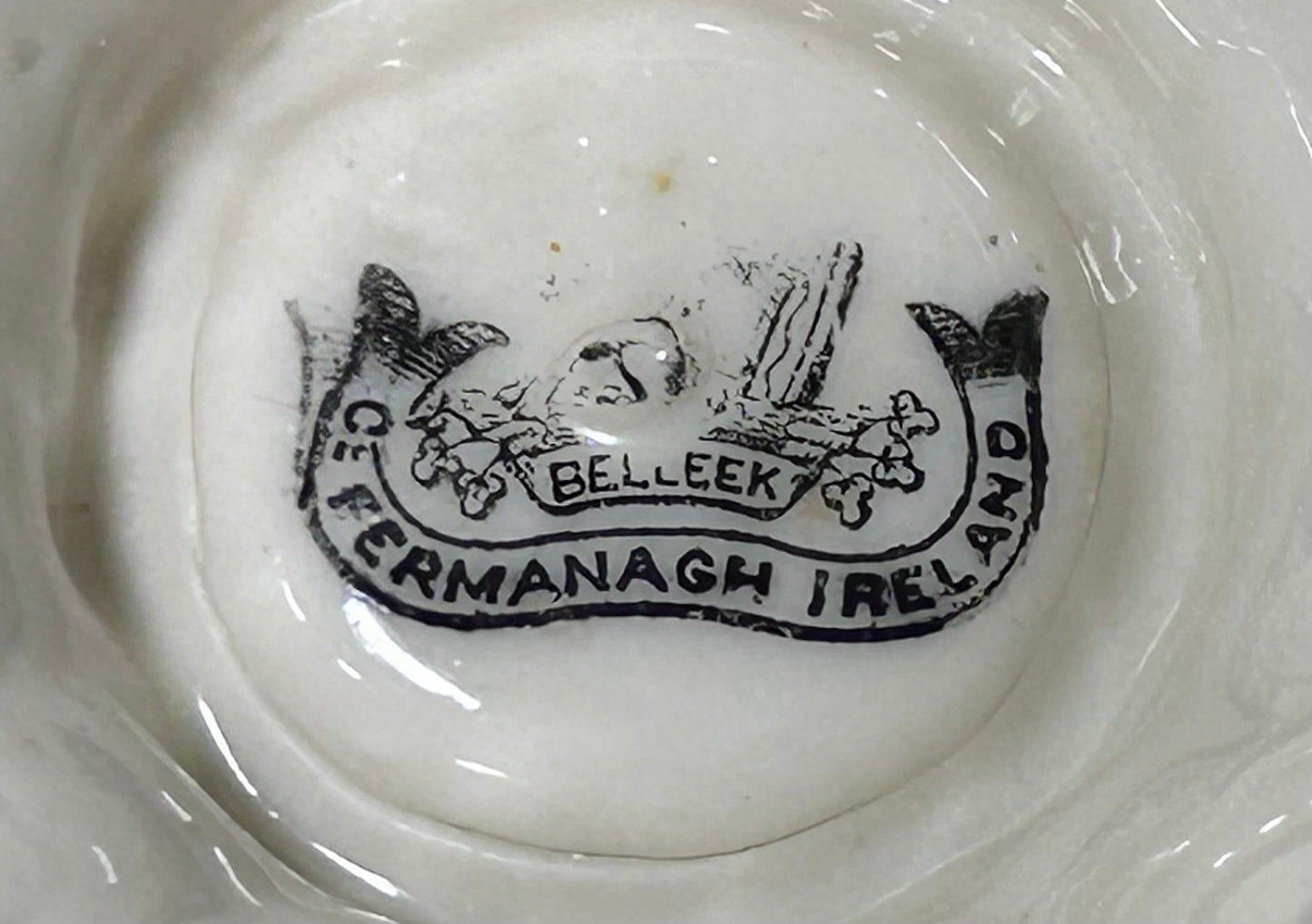 Pair of 1891-1926 Irish Belleek Porcelain Pierced Shamrock Vases (2nd Mark)