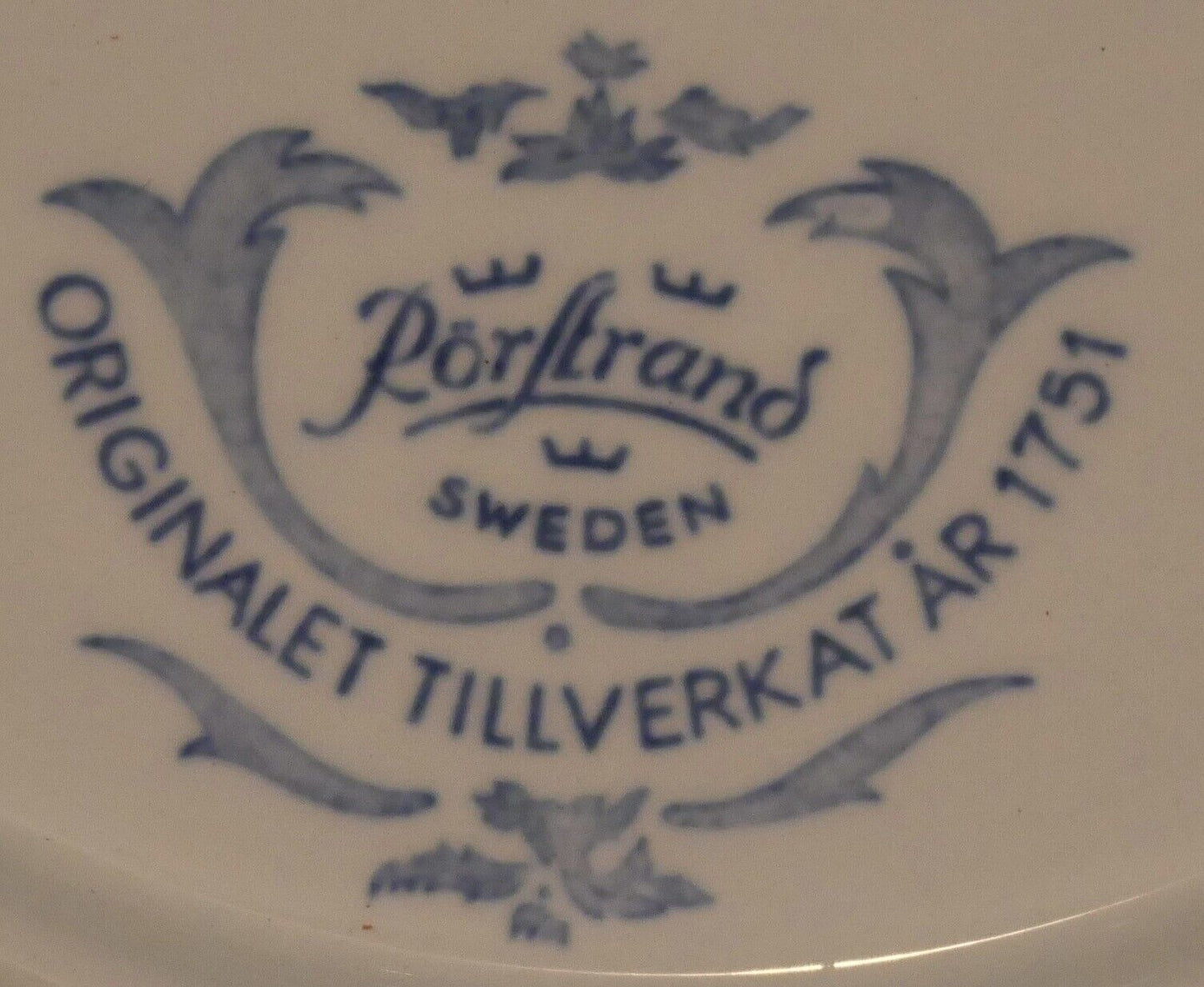 Vintage 1970's Swedish Rorstrand Porcelain "Lycklig fart för Sweriges flaggor" Plate