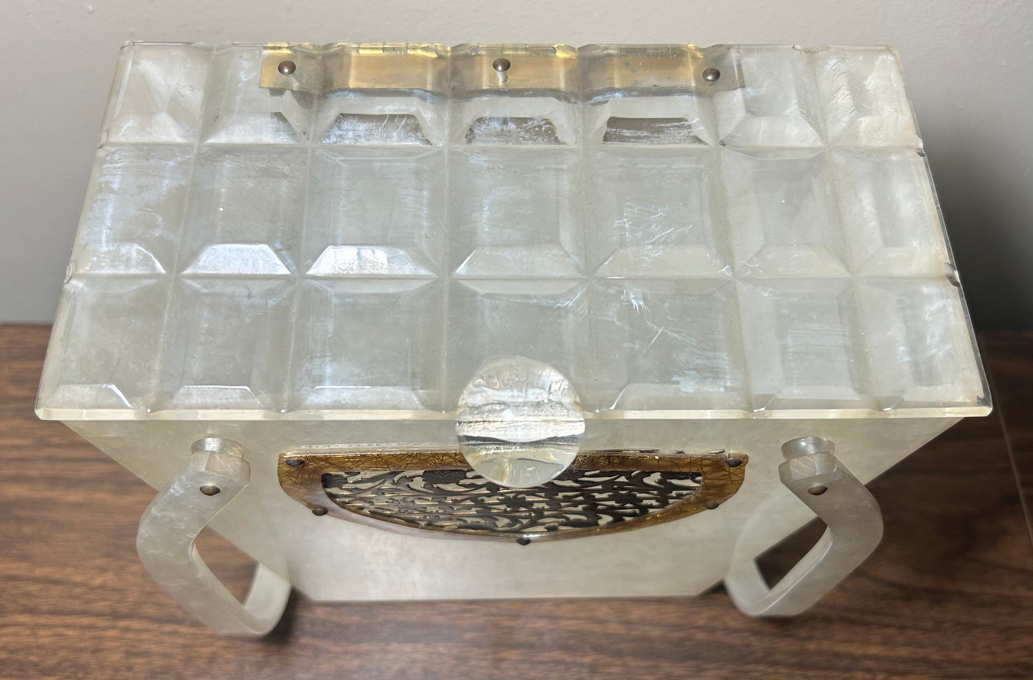 Vintage 1950’s American Wilardy Pearlescent Marbleized White Lucite/Metal Filigree Box Purse Made in New York