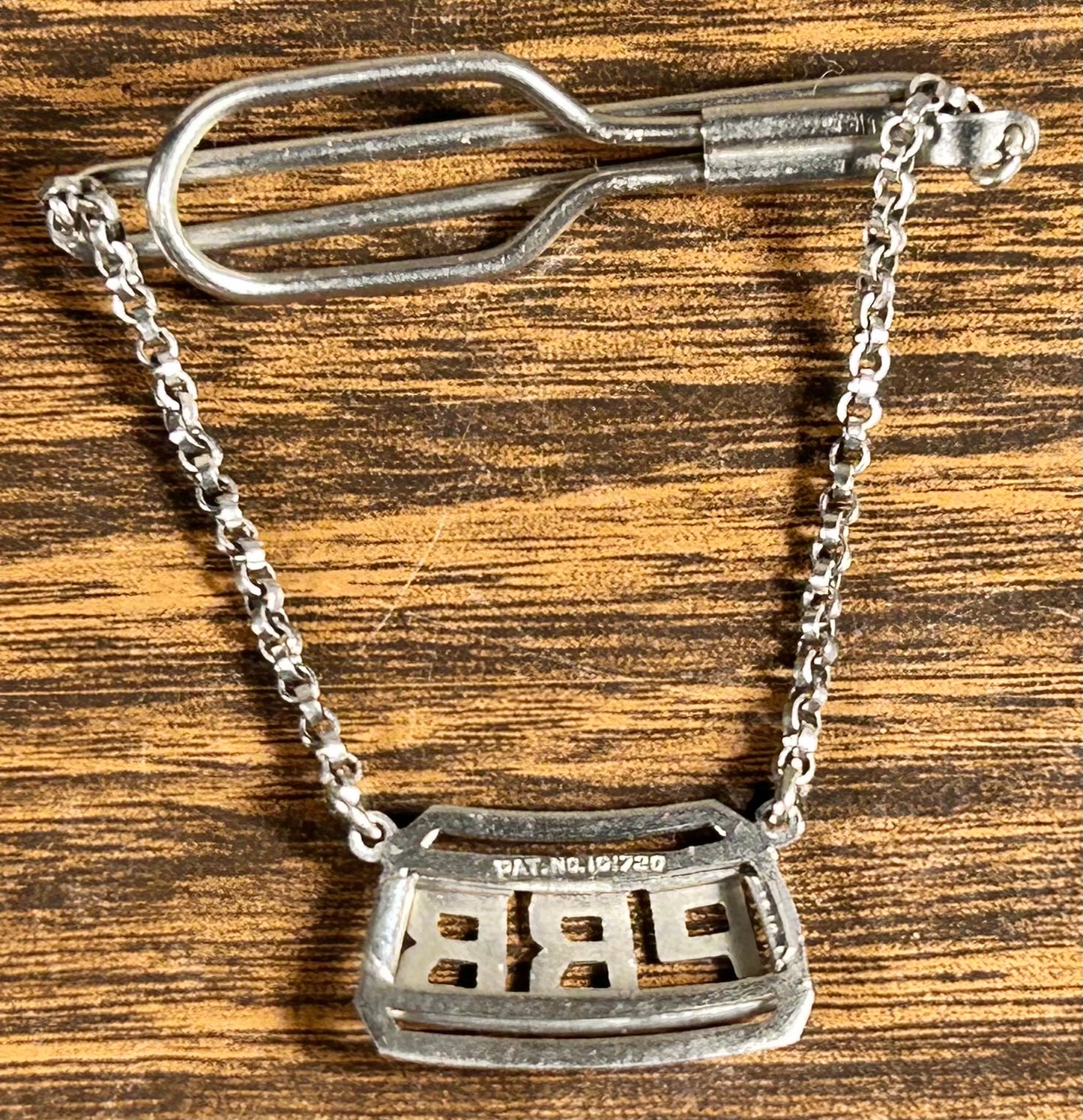 Vintage 1950’s American Swank Silver Tone Metal Men’s Tie Clip with Dangling PBB Monogram Charm