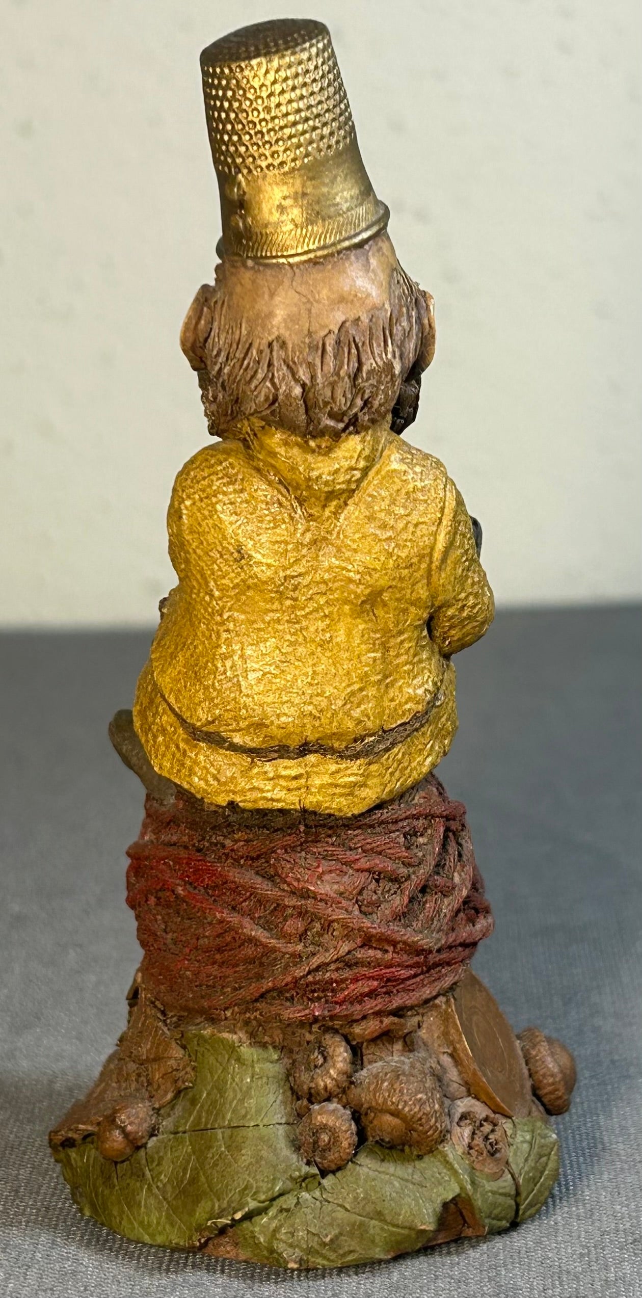 1992 American Tom Clark Yarn Resin Thimble Gnome Figurine with COA and Story Card