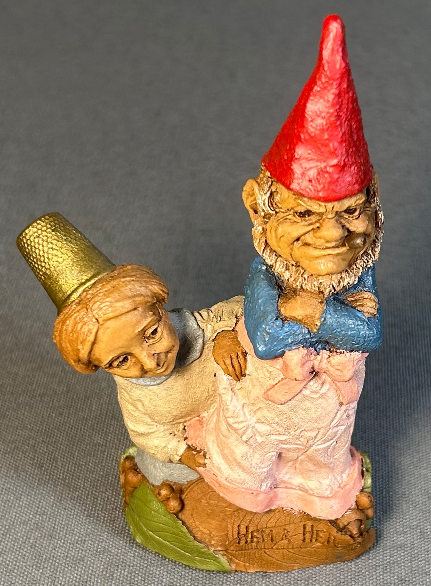 Vintage 1998 American Tom Clark Hem & Her Resin Thimble Gnome Figurine with Story Card