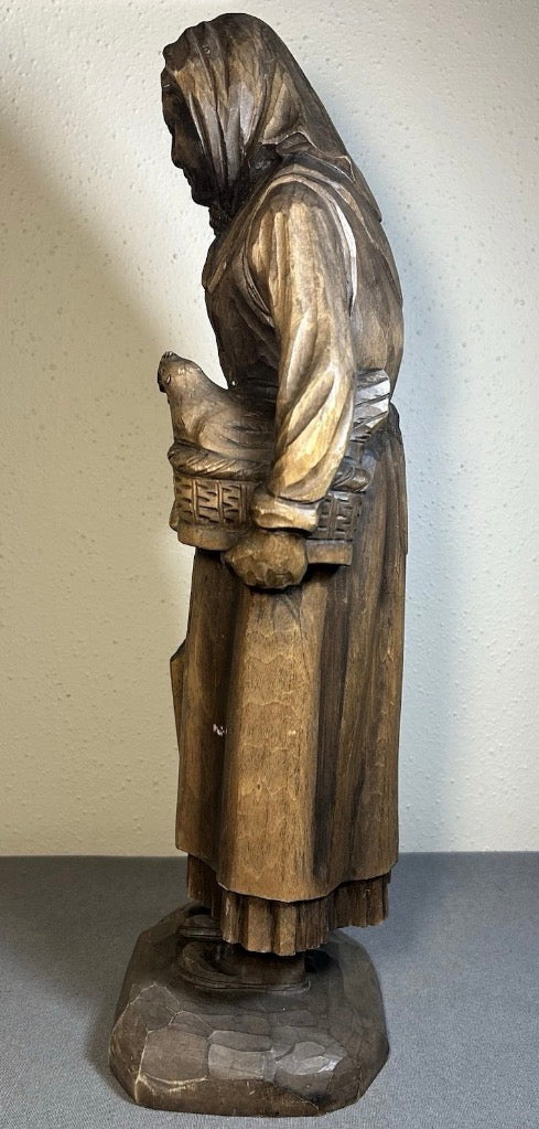 Early 20th Century French Breton Country Peasant Woman Hand-Carved Walnut Wood Sculpture
