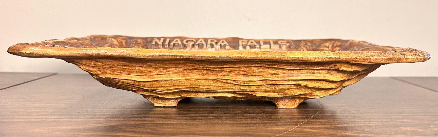 Vintage 1960’s American Arrow Novelty Co. Niagara Falls Faux Wood Composite Souvenir Tray