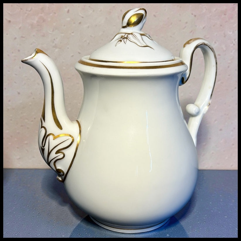 Late 19th Century French Haviland Limoges Rococo Revival Old Paris Porcelain Gilded Hand-Painted Flower Bud Finial Lid/Acanthus Leaf Motif Spout Coffee Pot