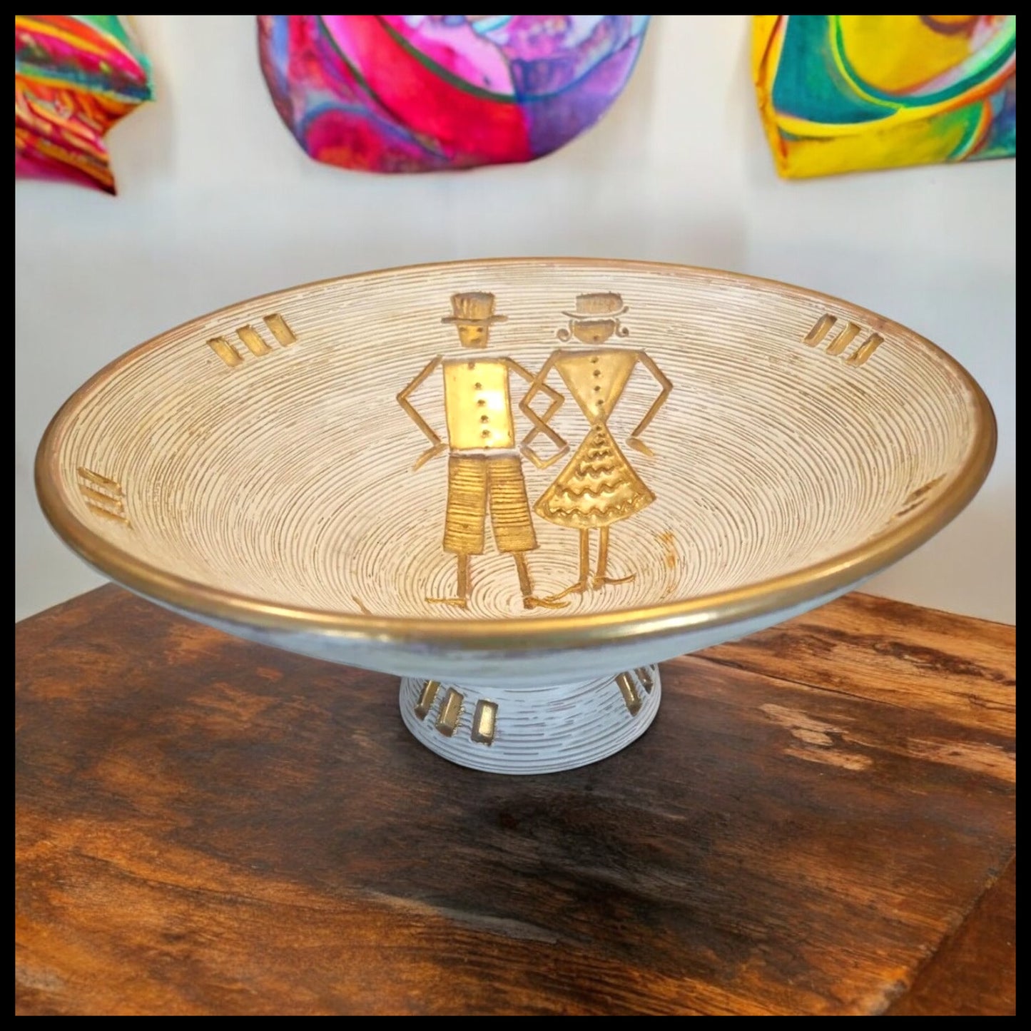 Vintage 1960’s Italian Mid Century Modern Fratelli Fanciullaci Sgraffito Pottery Man/Woman Figural Motifs Terracotta Footed Bowl