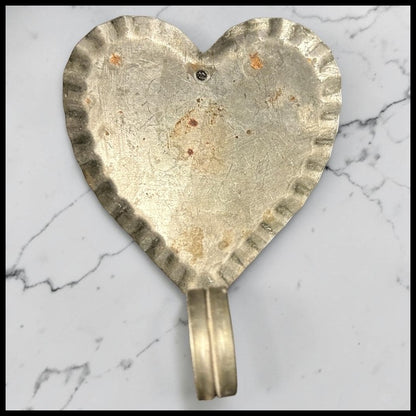Vintage American Primitive Galvanized Tin Crimped Piecrust Edge Heart Wall Hook