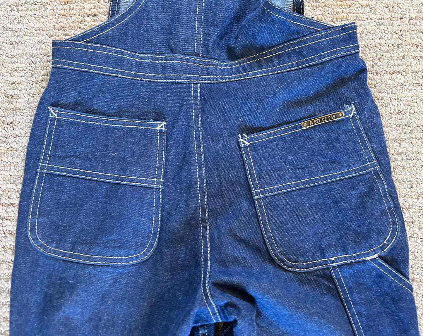 Vintage 1970’s American N’est Ce Pas Denim Fitted to Flared Bell Bottom Women’s Juniors Bib Overalls
