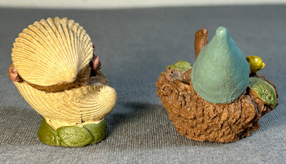 Set of 2 Vintage 1983-1986 American Tom Clark Buzzy, Bubbles, Darcy, & Ernie Resin Bathing Gnome Family Figurines with 2 COA’s and 3 Story Cards