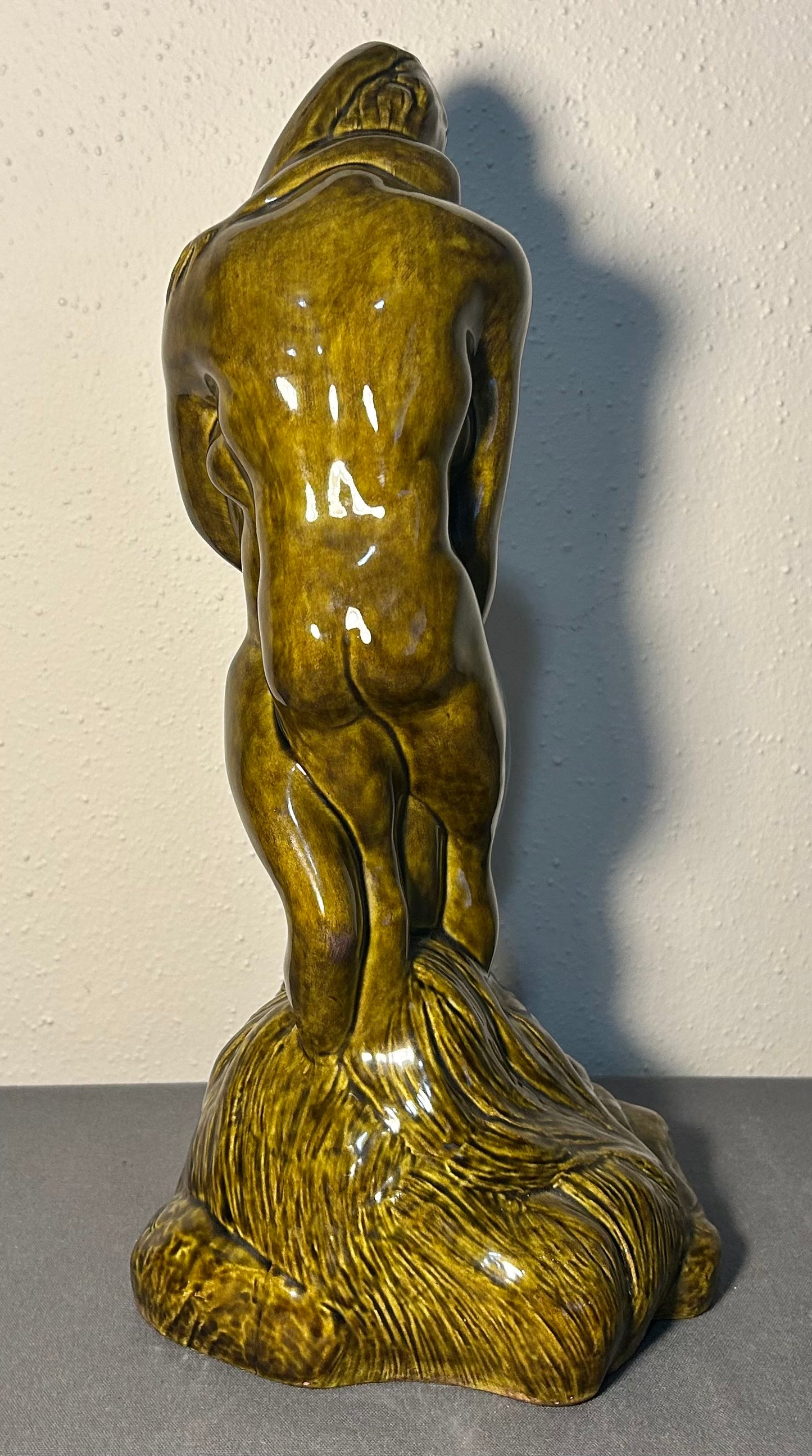 Vintage 1977 American Mid Century Modern Nude Lovers Kissing Olive Green Ceramic Sculpture