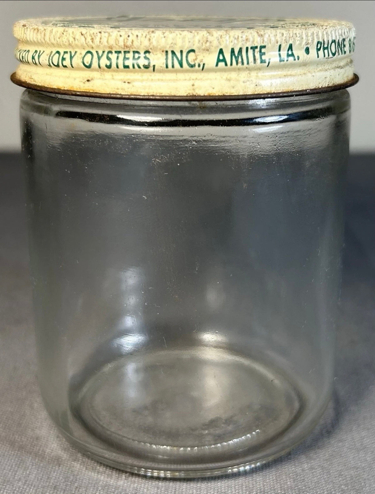 Vintage 1950’s American Joey’s Fresh Shucked Oysters Amite, Louisiana Glass/Metal Lid 12 Oz. Jar