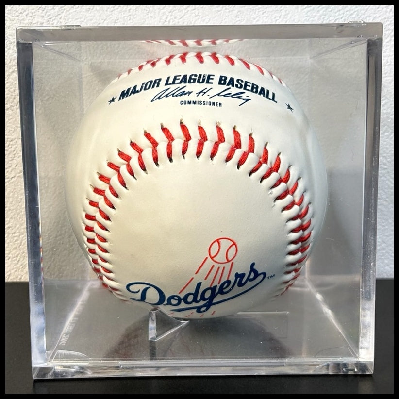 2009 Los Angeles Dodgers Souvenir Rawlings Major League Baseball in Acrylic Display Case