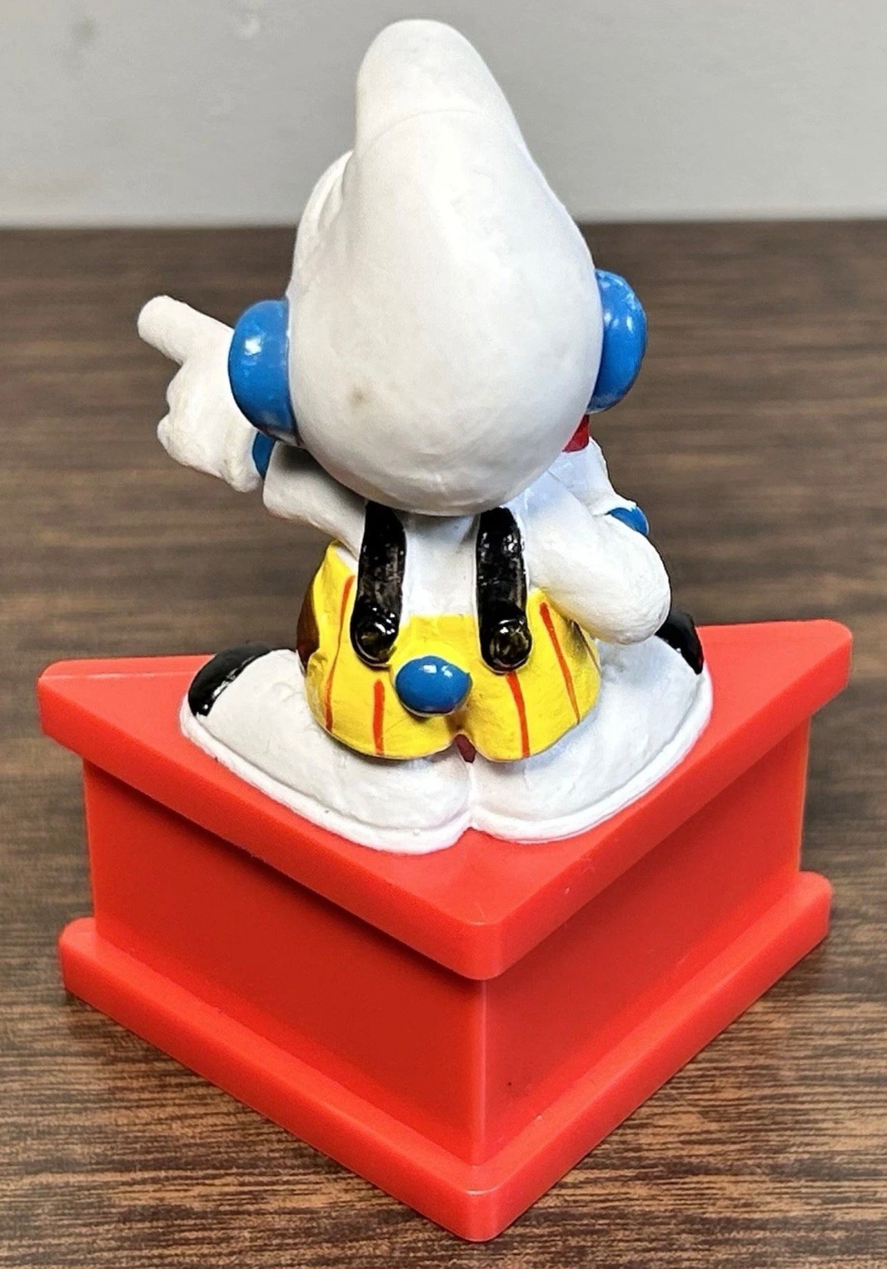 Vintage 1980’s Schleich Peyo Smurfs This Place is Like a 3-Ring Circus Figurine Toy