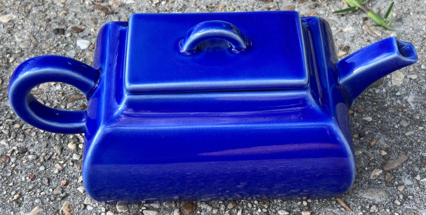 Vintage 1990’s French Mariage Freres Theiere Mandarins Cobalt Bleu Stoneware Ceramic Chinese Ming Dynasty Style Teapot