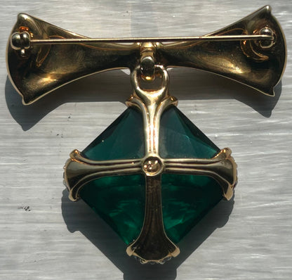 Vintage Circa 1990 Austrian Swarovski Gold-Plated Metal Pavé-Set Ribbon/Dangling Simulated Double-Pyramid Cut Emerald Green Crystal Jewel Brooch