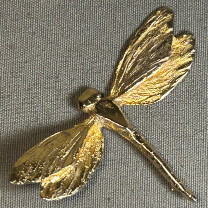 Vintage Circa 2000 American India Stewart Gold-Tone Cast Metal Dragonfly Convertible Brooch Pendant (New Orleans)