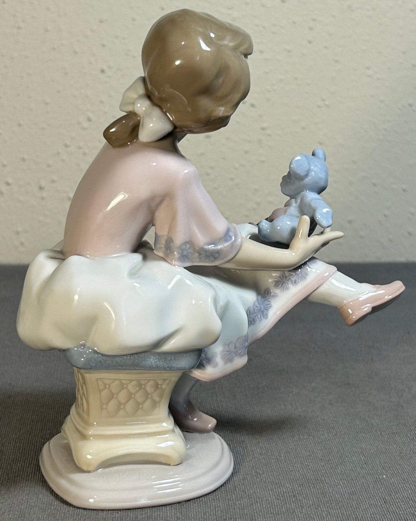 Vintage 1993 Spanish Lladro Porcelain Best Friend Figurine (#7620) (Retired)
