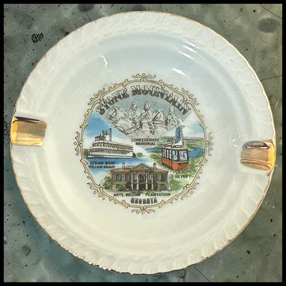 Vintage 1970’s Stone Mountain, Georgia Souvenir Ceramic Ashtray Made in Japan