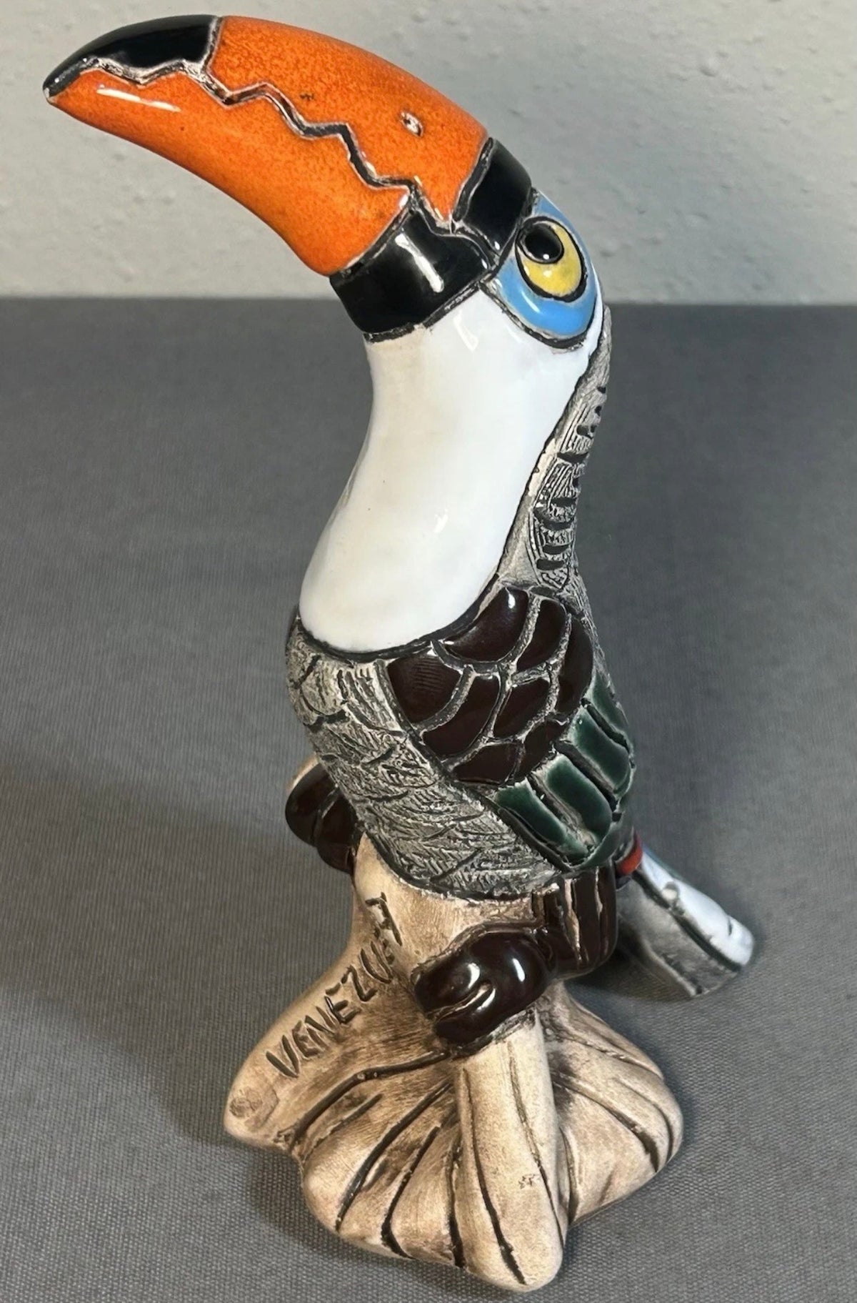Vintage Circa 1970 Venezuelan Art Pottery Ceramic Toucan Souvenir Figurine