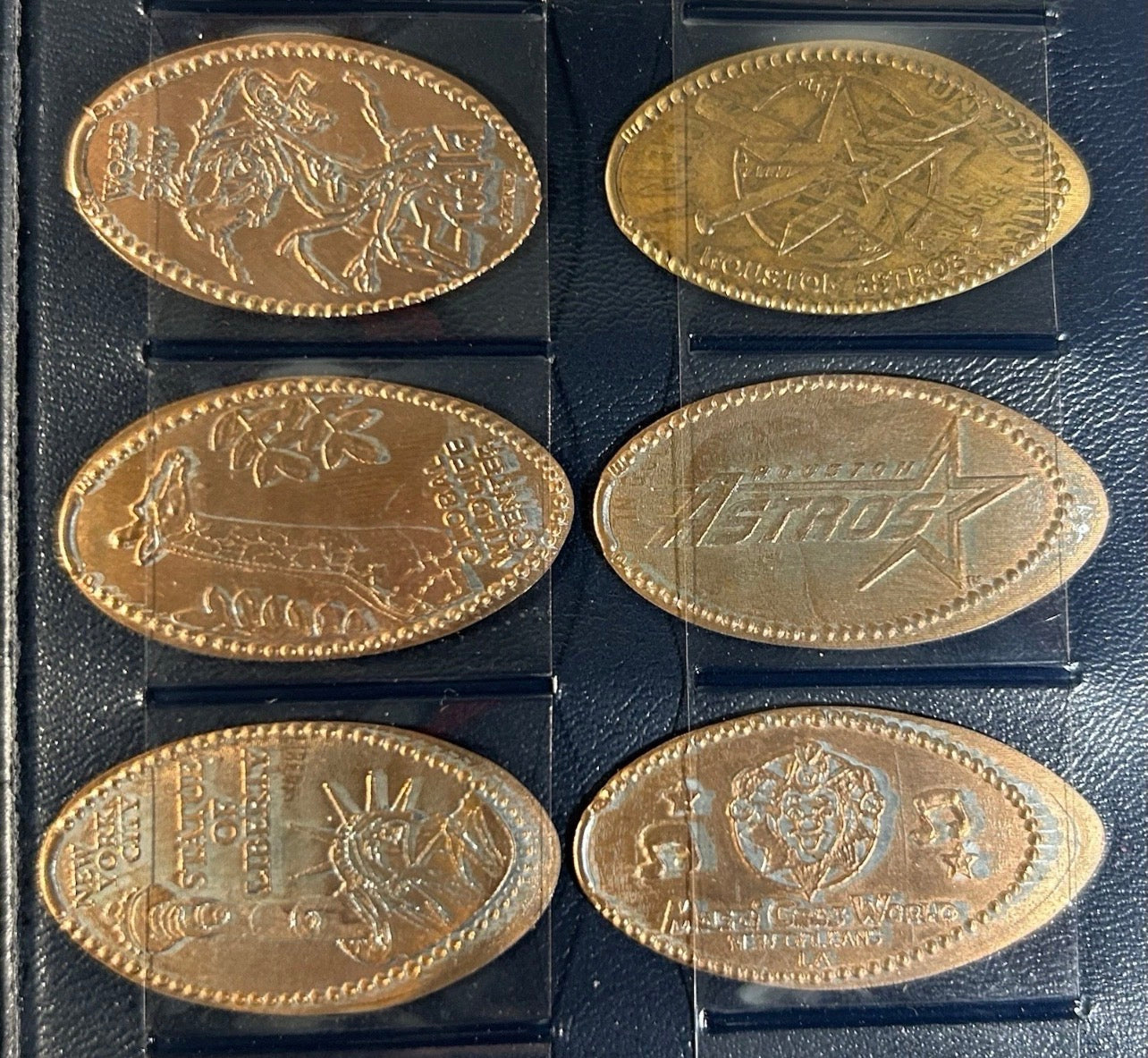 40 Pressed Penny Elongated Coins Collection in Vinyl Collector Case
