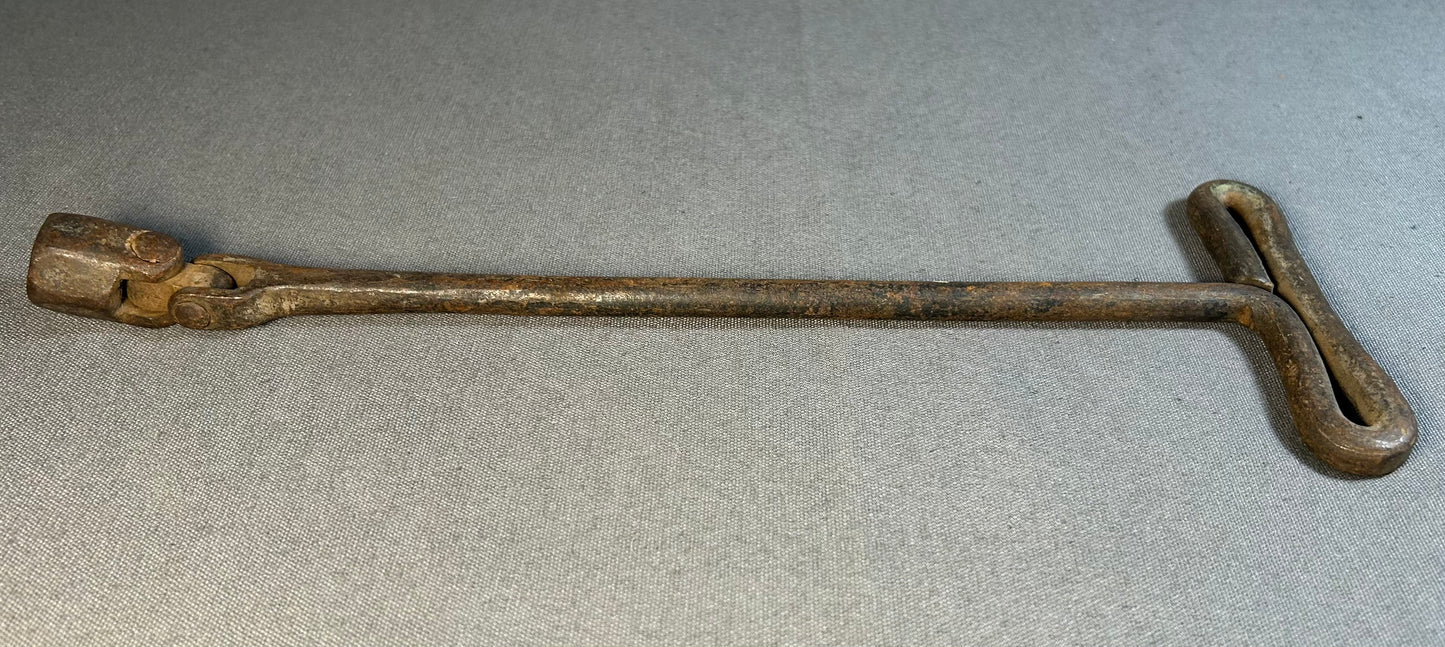 Early 20th Century American Ford Drop-Forged Steel T-Handle Swivel Universal Joint Socket Wrench