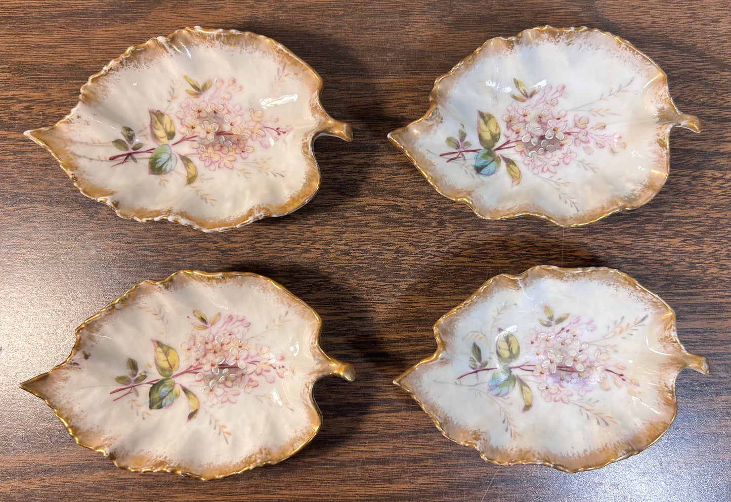 Set of 4 Late 19th Century French Art Nouveau Limoges Bawo & Dotter Elite Gilded Hand-Painted Floral Motifs Leaf-Form Trinket Dishes