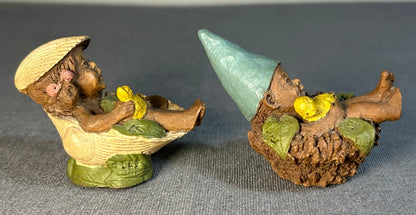 Set of 2 Vintage 1983-1986 American Tom Clark Buzzy, Bubbles, Darcy, & Ernie Resin Bathing Gnome Family Figurines with 2 COA’s and 3 Story Cards