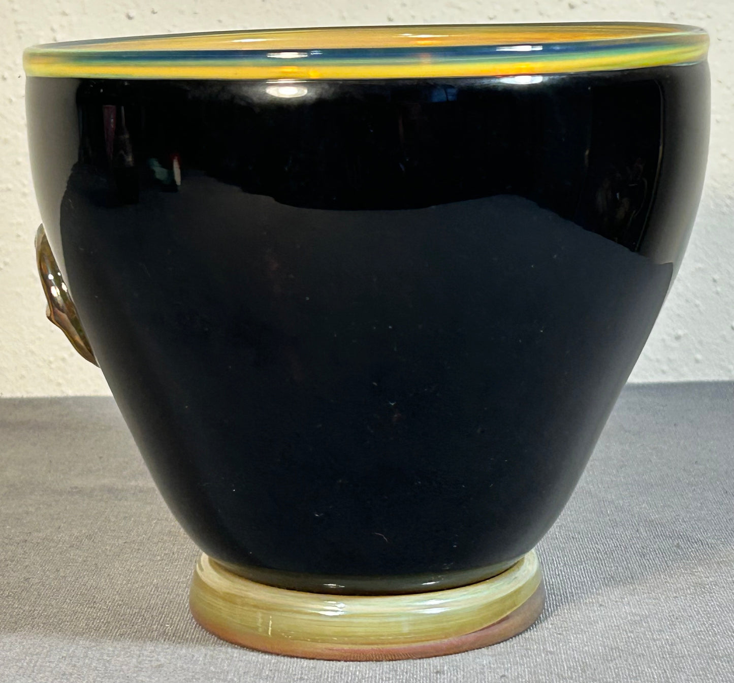 2010 Vella Vetro Studio Art Glass Contemporary Style Bowl with Fleur de Lis Medallion (New Orleans)