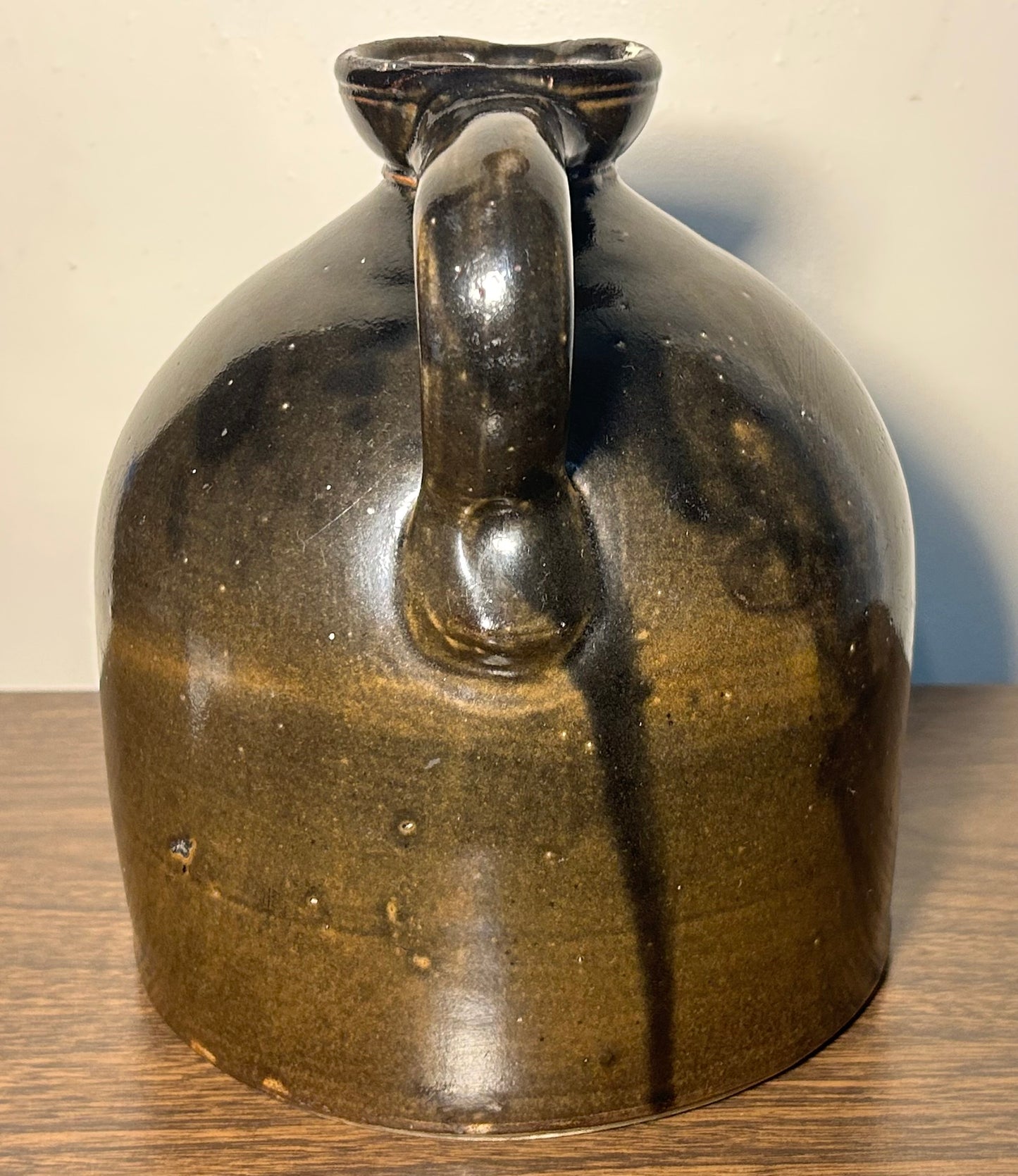 Circa 1883 American Primitive E. Norton & Co. Bennington Vermont Albany Slip Glazed Brown Stoneware Beehive-Form 1 Gallon Jug