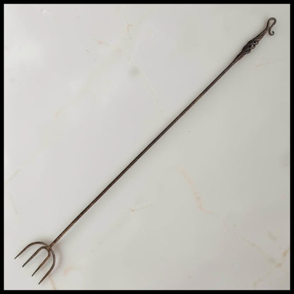 Late 19th Century American Primitive Wrought Iron Four-Prong Fireplace Toasting Fork