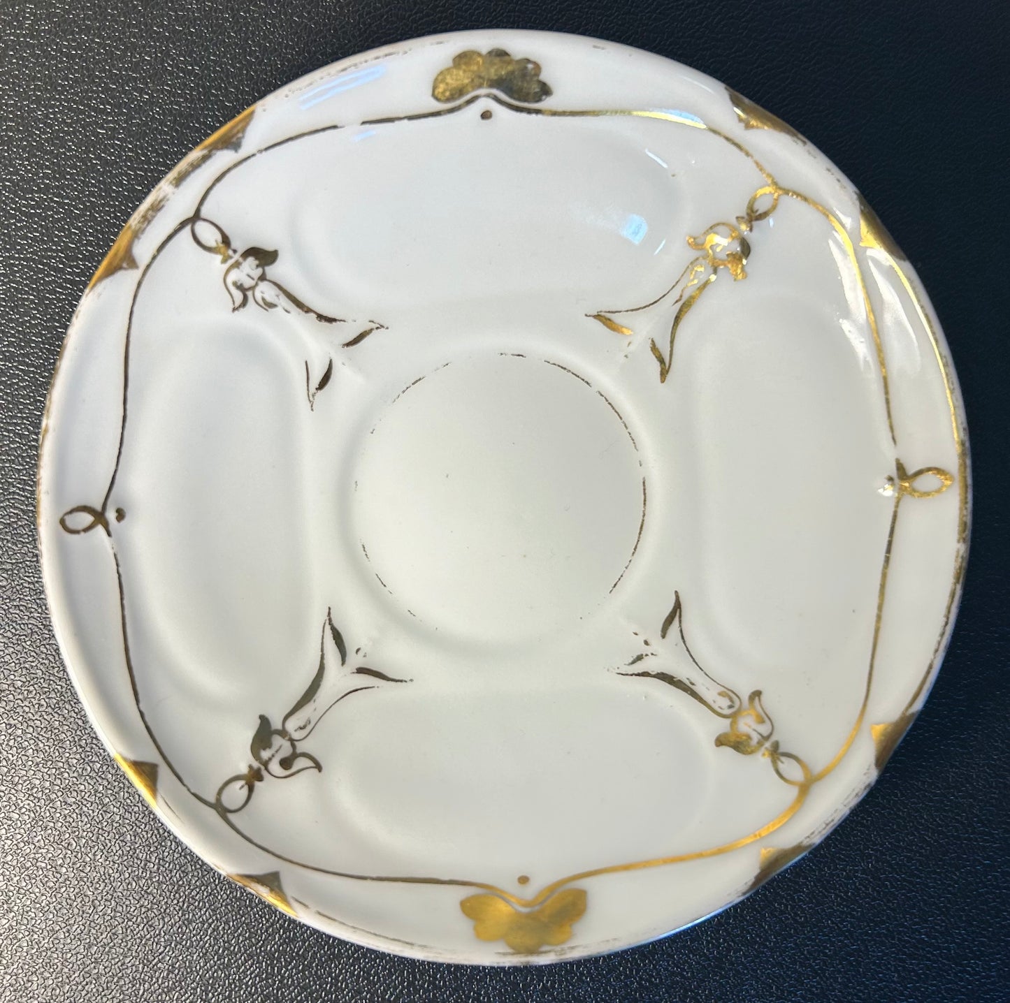 Late 19th Century French Rococo Revival T. REES. Old Paris Porcelain Gilded Floral/Vine Motifs Teacup and Saucer Set