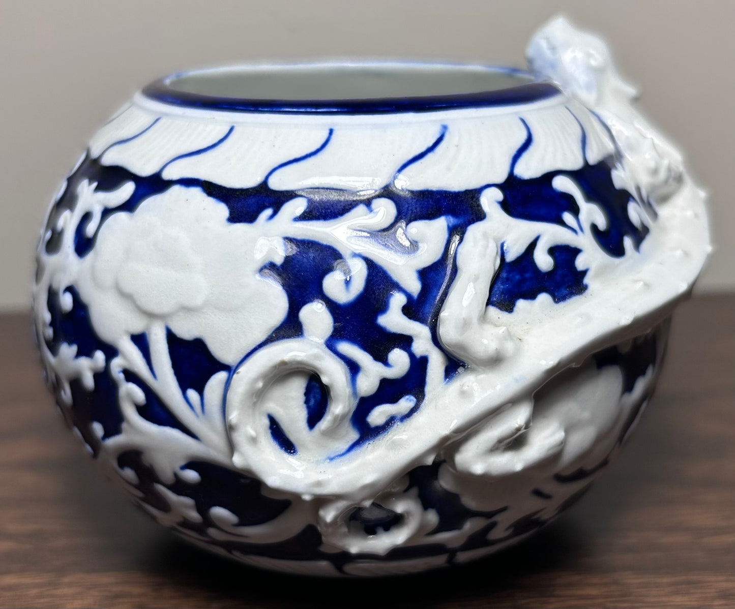 1885 English Victorian Royal Worcester Porcelain Japanesque Style Porcelain Brush Washer Form White/Cobalt Blue Raised Relief Dragon Motif Small Rotund Vase