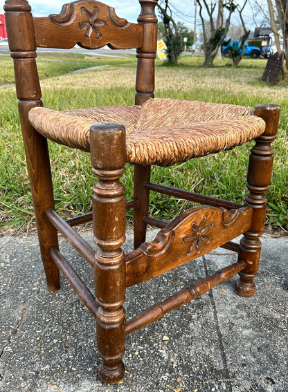 Pair of Vintage Mid 20th Century Spanish Country Style Carved Maple Wood/Upholstered Rush Seat High Ladderback Dining Chairs