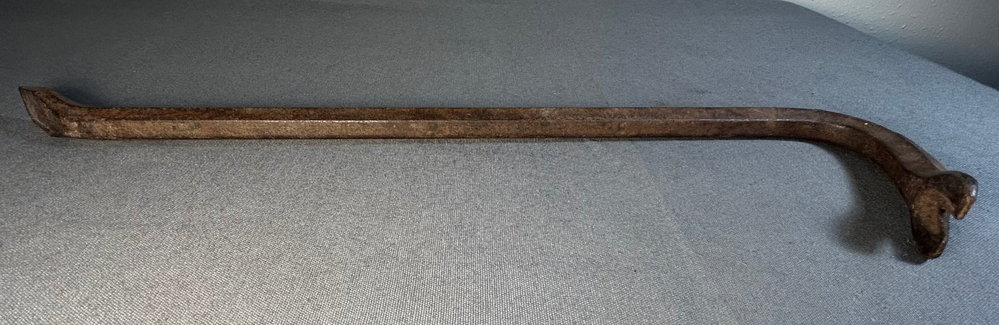 Circa 1900 American Primitive Hand-Forged Wrought Iron Gooseneck Wrecking Pry Bar