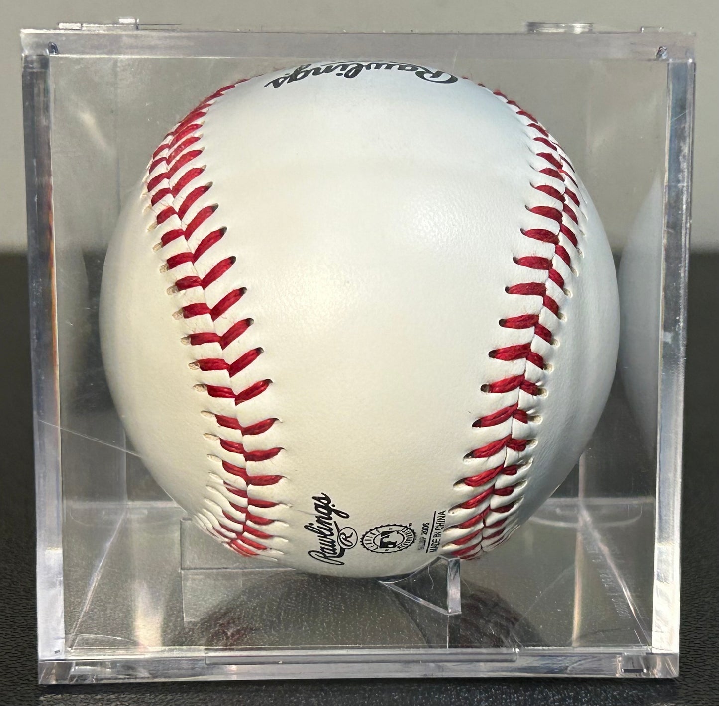 2006 Houston Astros Souvenir Rawlings Major League Baseball in Acrylic Display Case