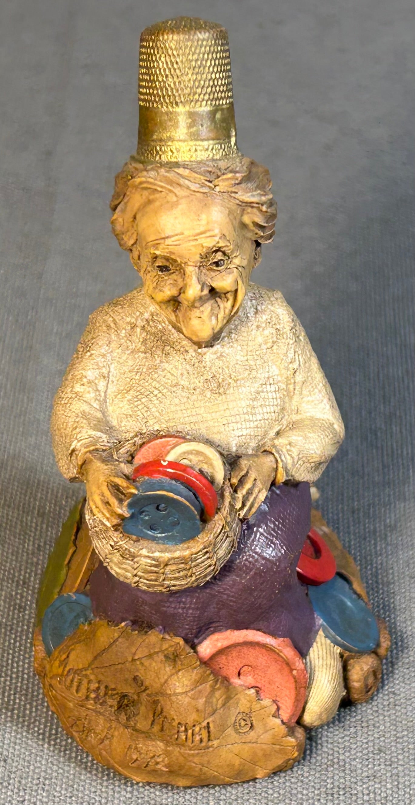 Vintage 1992 American Tom Clark Mother of Pearl Resin Thimble Gnome Figurine with COA and Story Card