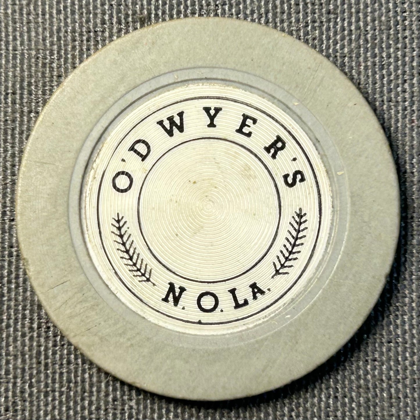 Vintage 1949-1951 American O’Dwyer’s Illegal Casino Gambling Club Non-Denominated Clay Roulette Chip (New Orleans/Jefferson, Louisiana)