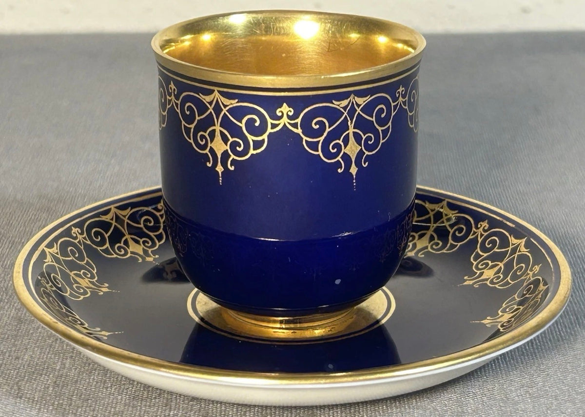 1930’s Austrian Augarten Porcelain Biedermeier Style Gilded Cobalt Blue Scrollwork Motifs Demitasse Cups and Saucer Set