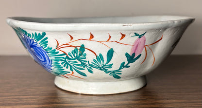 Circa 1900 Chinese Export Porcelain Hand-Painted Floral/Foliate Motifs Flared Rim Footed Bowl (Qing Dynasty)