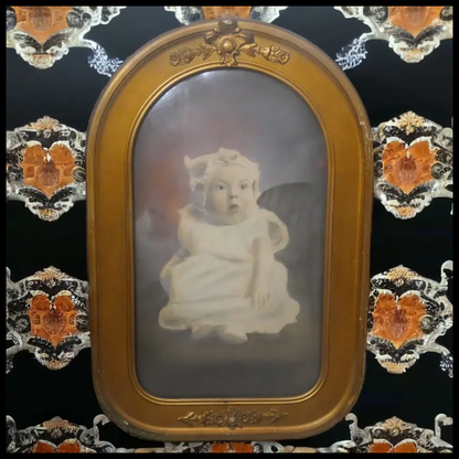 Circa 1900 American Victorian Baby Portrait Color Photograph in Gilt Gesso Wood Convex Bubble Glass Frame