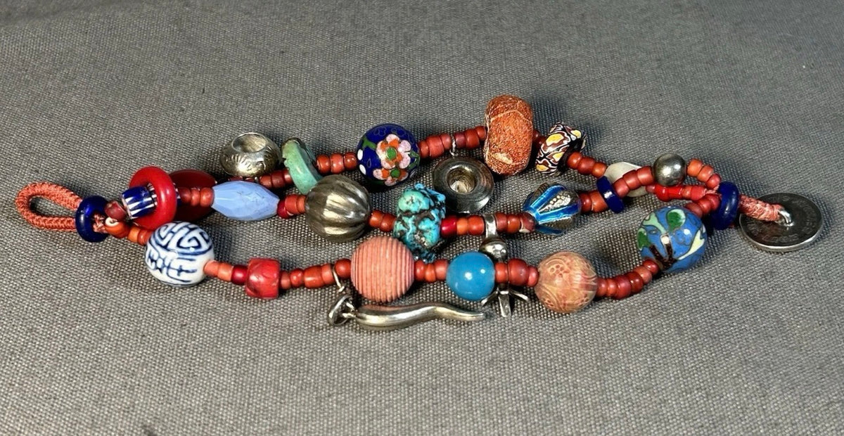 Vintage 1980’s American Beverly E. & Catherine Loane Studio Art Jewelry Boho-Chic Double-Wrap Beaded/Charm Bracelet (California)