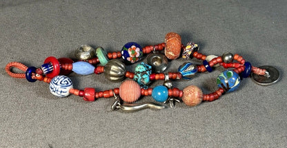 Vintage 1980’s American Beverly E. & Catherine Loane Studio Art Jewelry Boho-Chic Double-Wrap Beaded/Charm Bracelet (California)