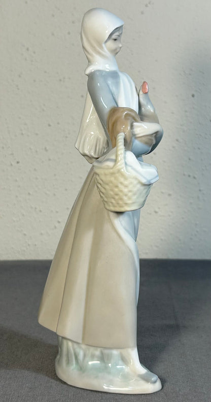 Vintage 1974-1985 Spanish Lladro Porcelain Girl with Cockerel Figurine (Retired)